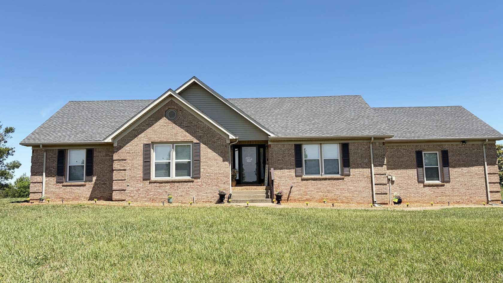 3.84 Acres of Land with Home for Sale in Franklin, Kentucky