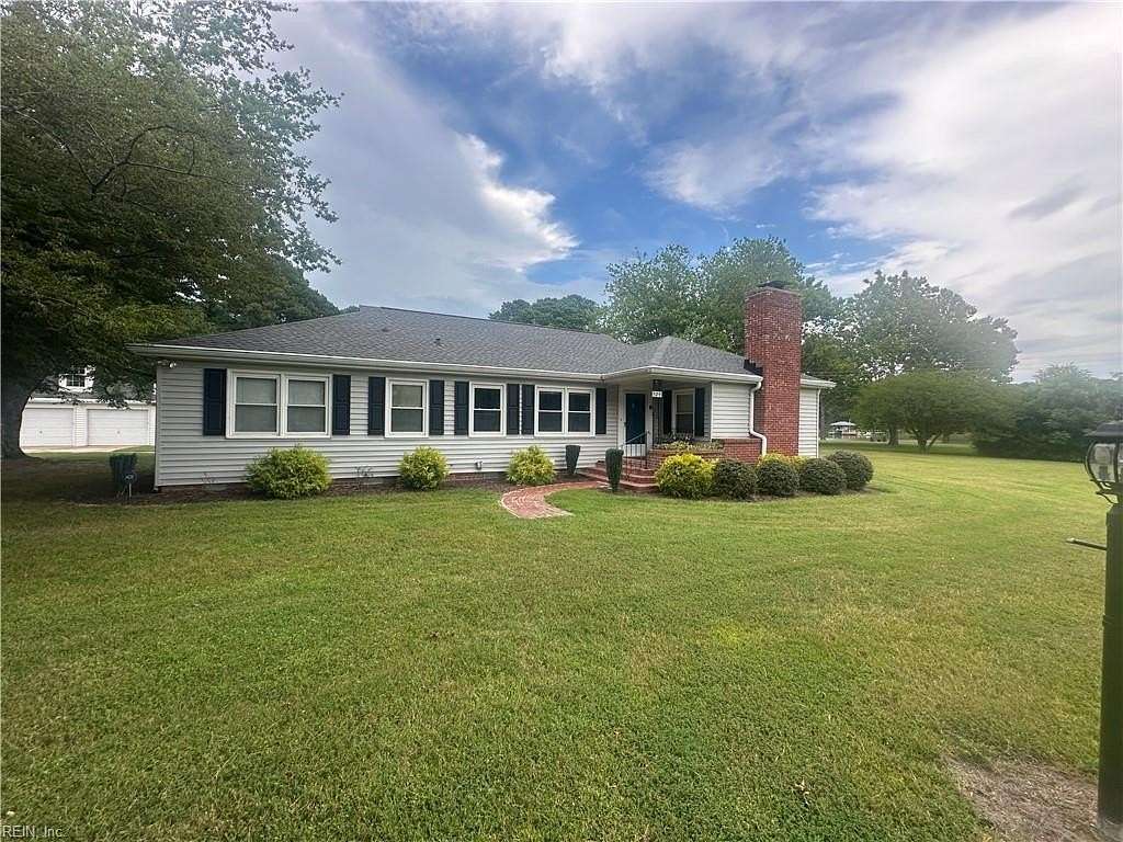 1.65 Acres of Land with Home for Lease in Yorktown, Virginia