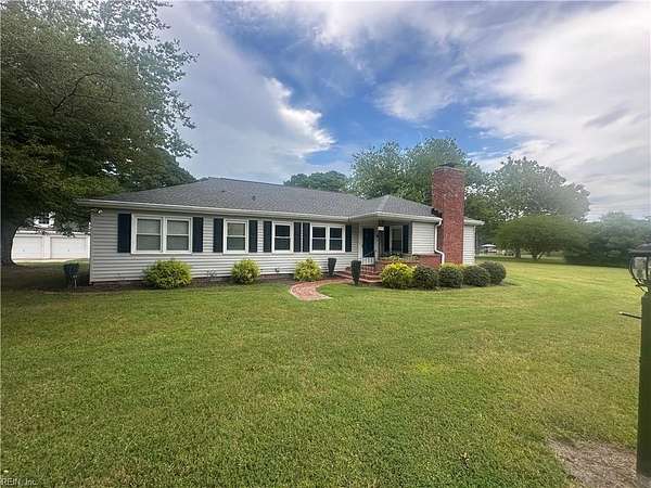 1.65 Acres of Land with Home for Lease in Yorktown, Virginia