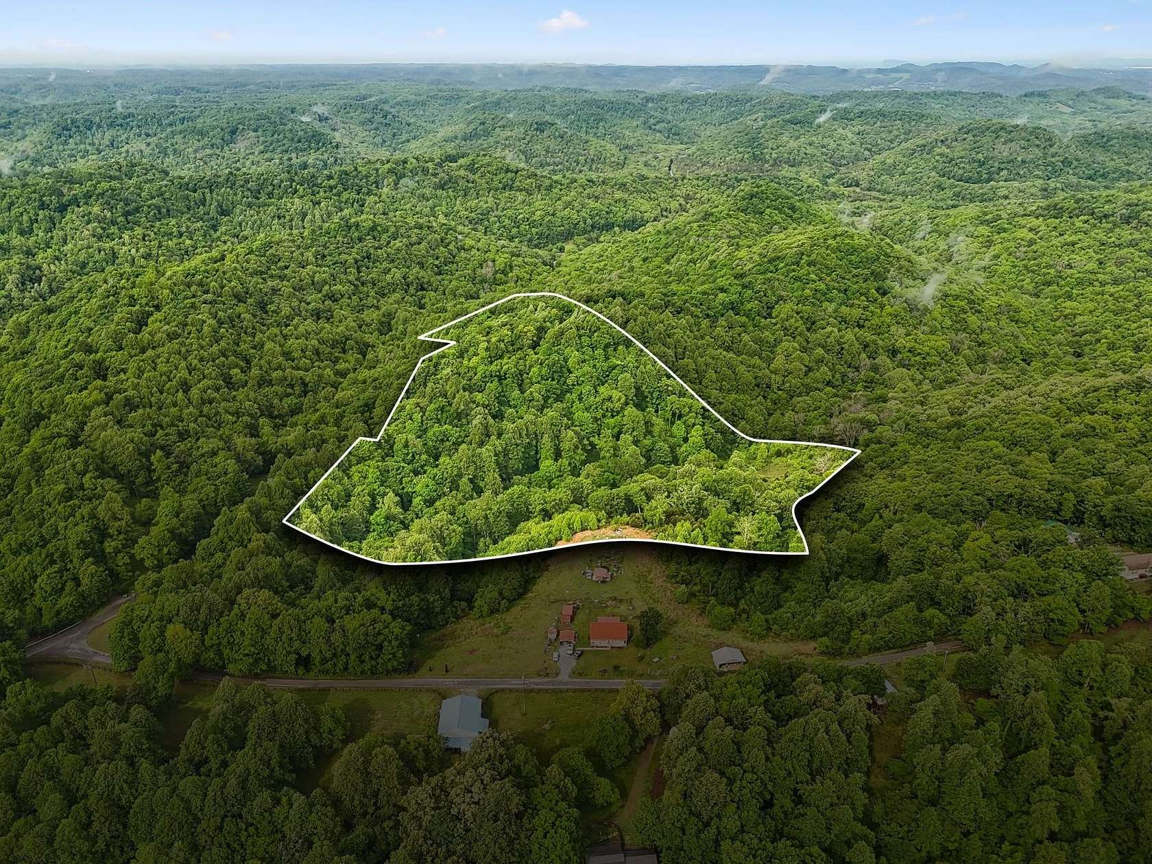 15 Acres of Land for Sale in Woodbury, Tennessee