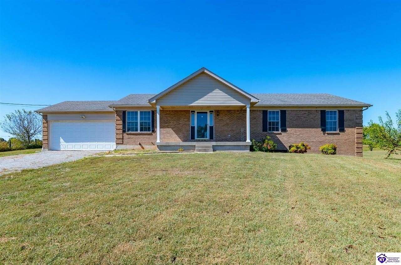 6.62 Acres of Land with Home for Sale in Hodgenville, Kentucky