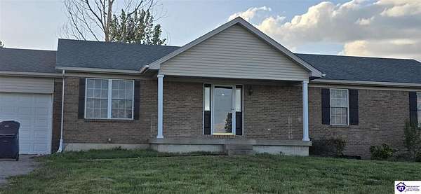 6.62 Acres of Land with Home for Sale in Hodgenville, Kentucky