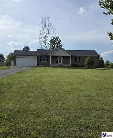 6.62 Acres of Land with Home for Sale in Hodgenville, Kentucky