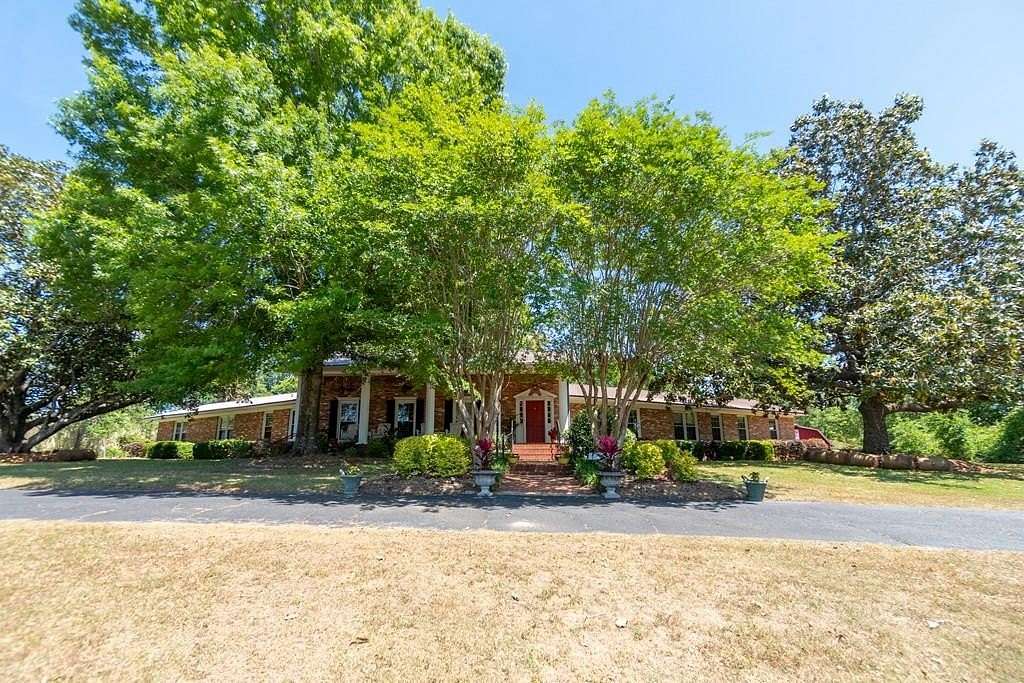 5.4 Acres of Land with Home for Sale in Headland, Alabama