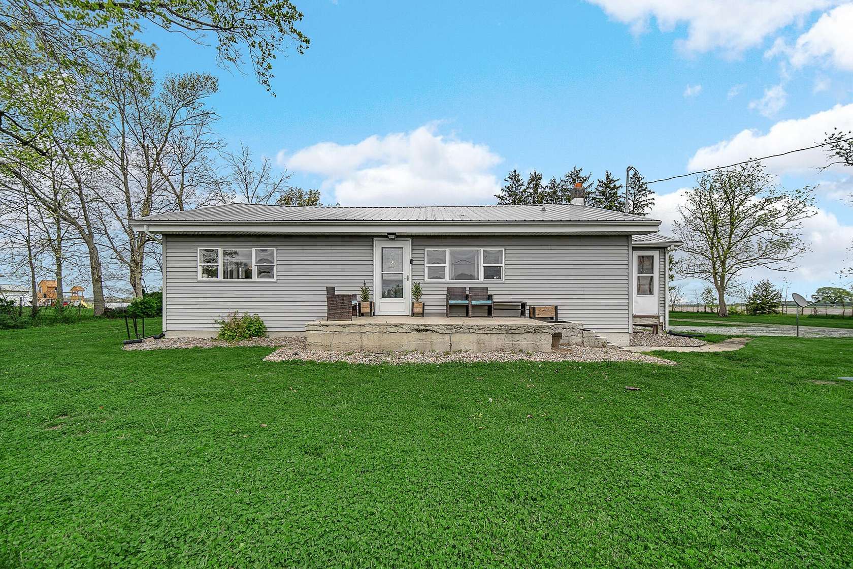 2 Acres of Land with Home for Sale in Hanna, Indiana