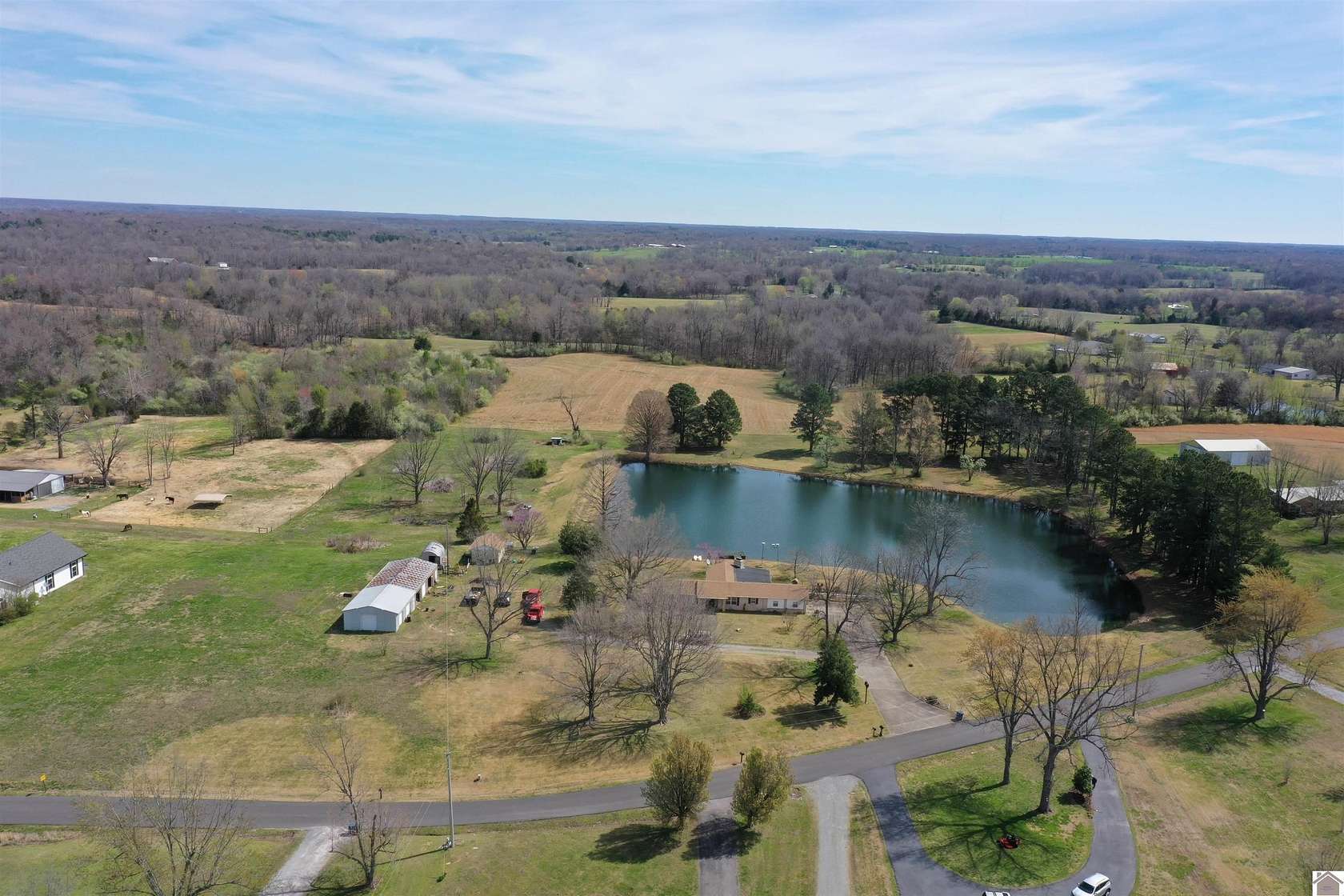17 Acres of Recreational Land with Home for Auction in Mayfield, Kentucky
