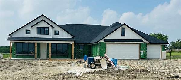 2 Acres of Land with Home for Sale in Weatherford, Texas