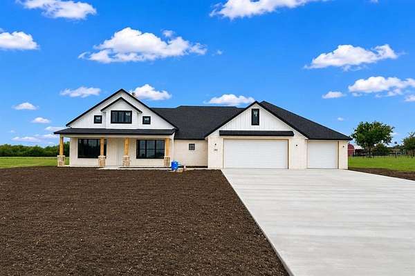 2 Acres of Land with Home for Sale in Weatherford, Texas
