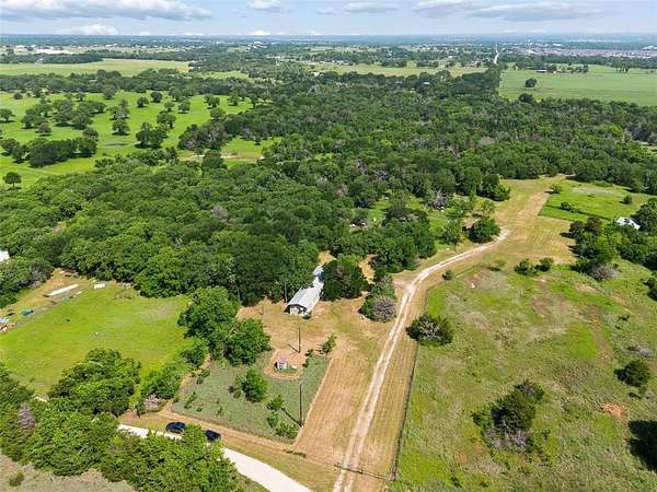 23.3 Acres of Agricultural Land with Home for Sale in Boyd, Texas