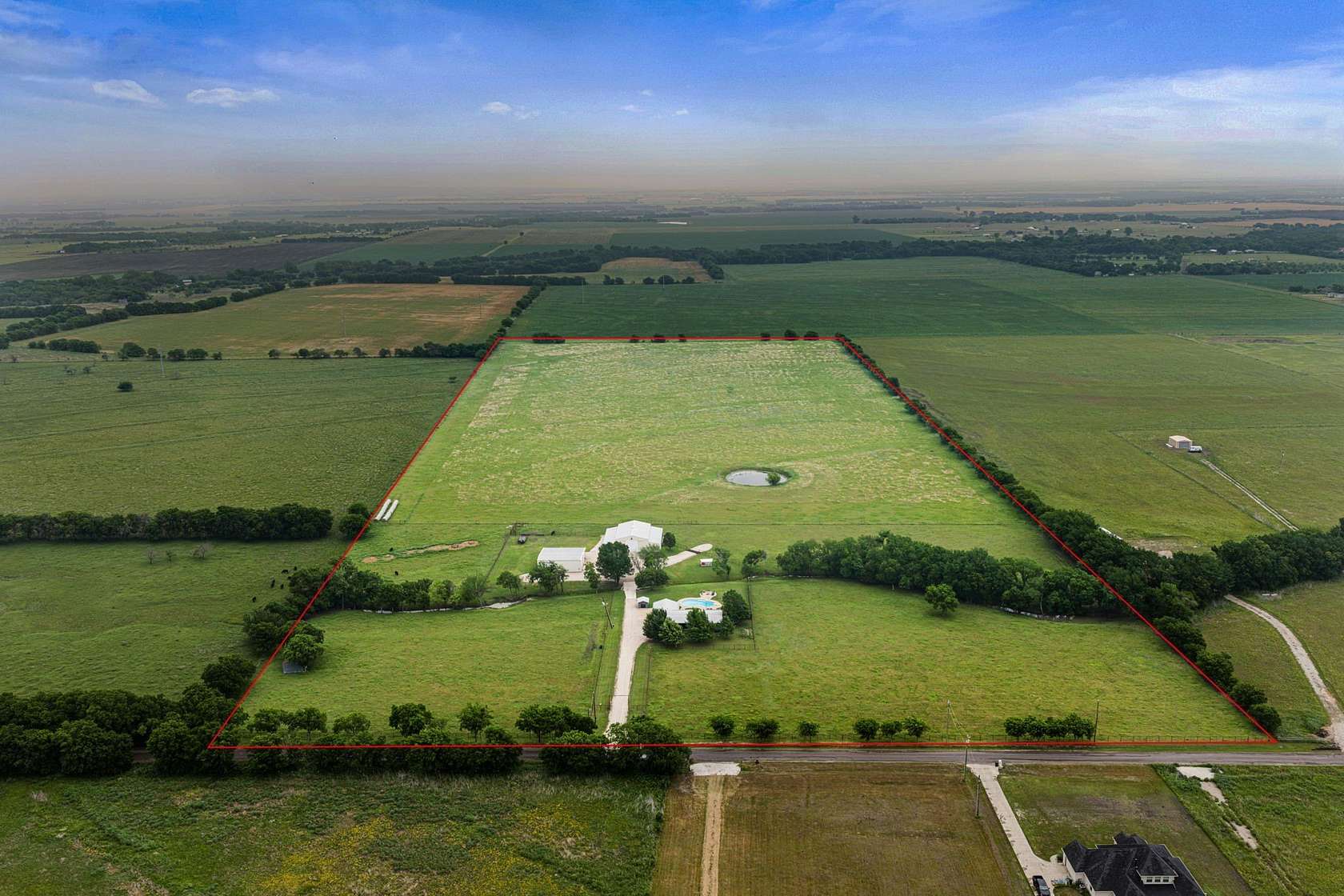 43.2 Acres of Land with Home for Sale in Waxahachie, Texas