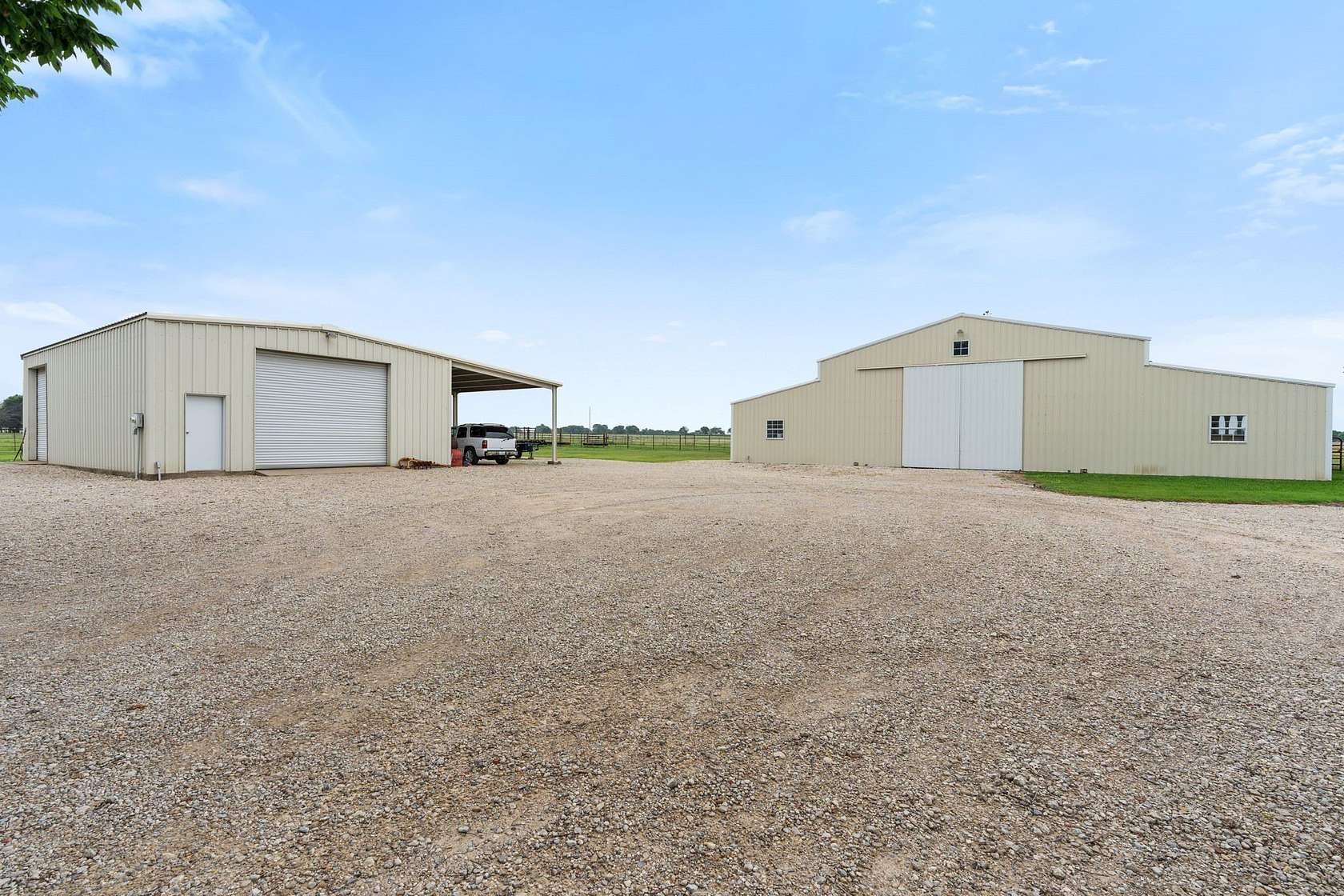 43.2 Acres of Land with Home for Sale in Waxahachie, Texas