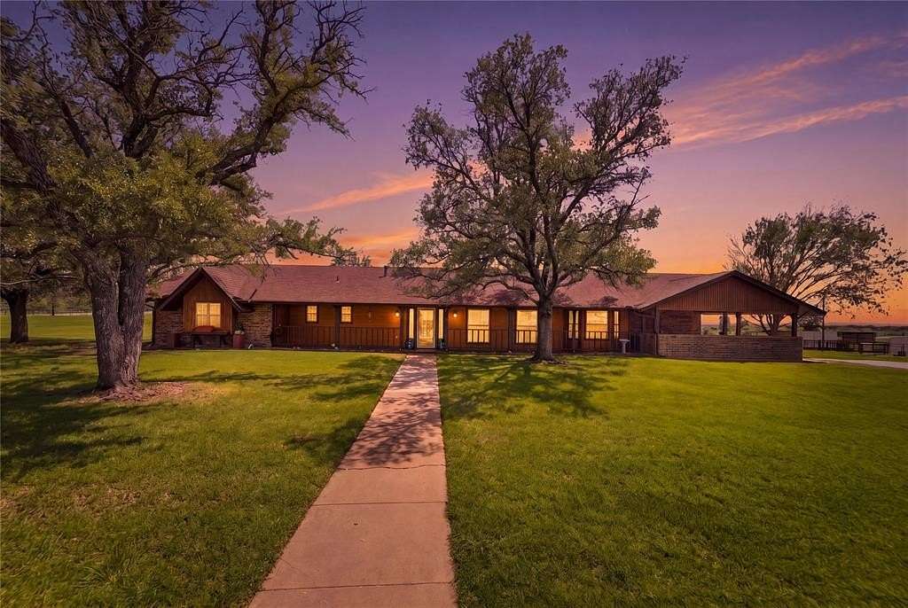18.4 Acres of Land with Home for Sale in Springtown, Texas