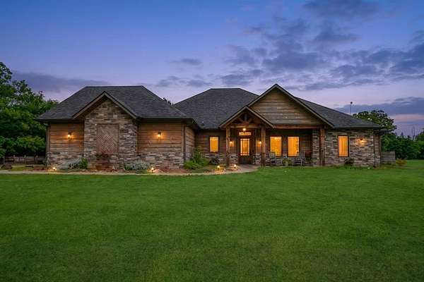 5.55 Acres of Land with Home for Sale in Reno, Texas