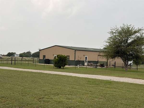 10.8 Acres of Land with Home for Sale in Decatur, Texas