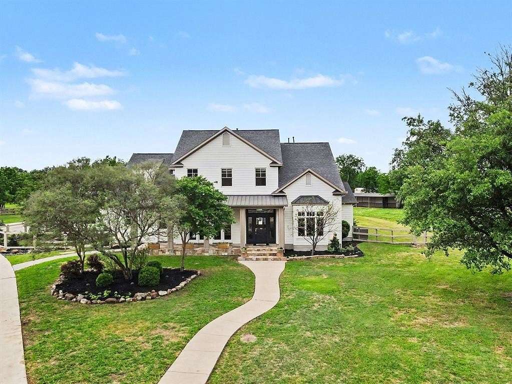 3.27 Acres of Land with Home for Sale in Plano, Texas