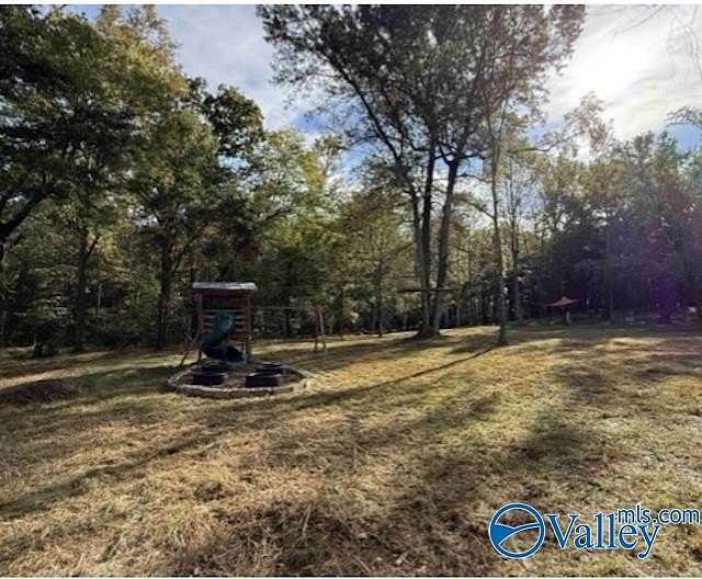 14 Acres of Land with Home for Sale in Hazel Green, Alabama