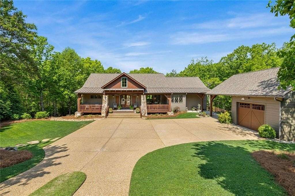 4 Acres of Land with Home for Sale in Cleveland, Georgia