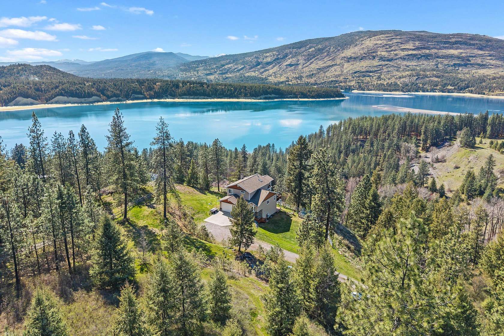 5.5 Acres of Land with Home for Sale in Kettle Falls, Washington