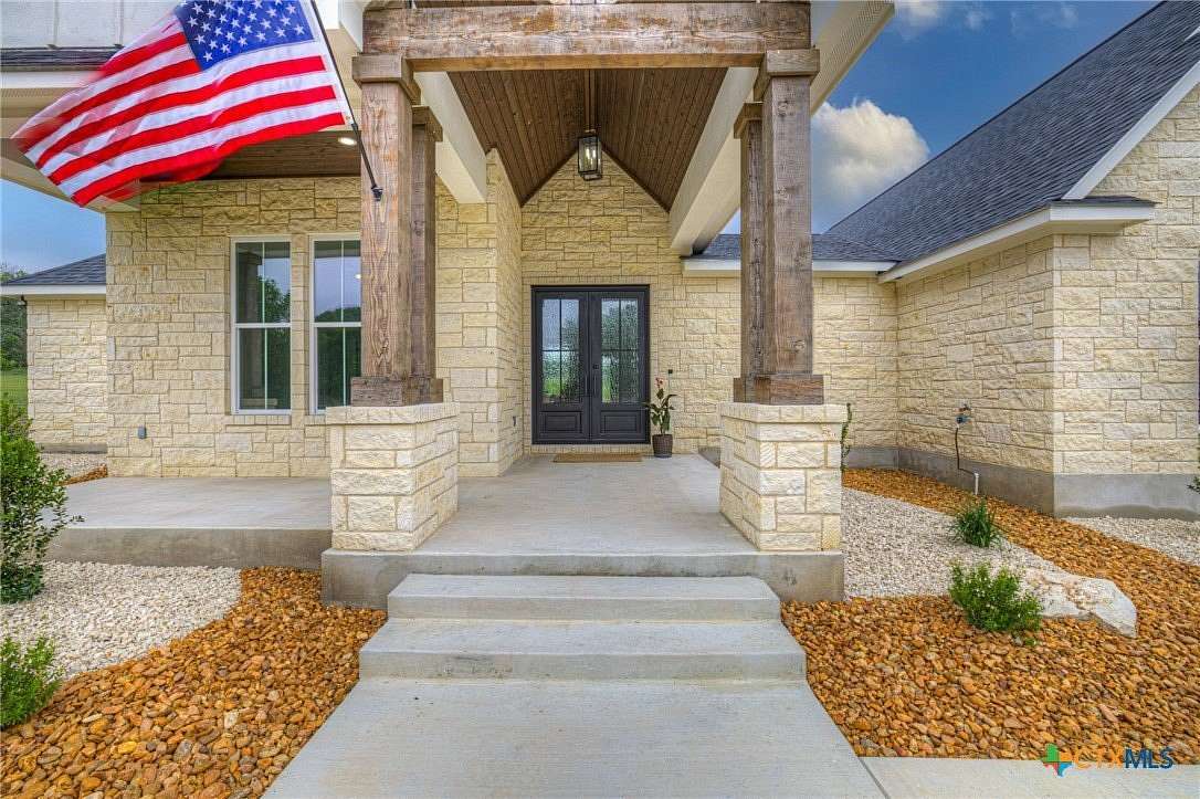 2.33 Acres of Land with Home for Sale in Seguin, Texas
