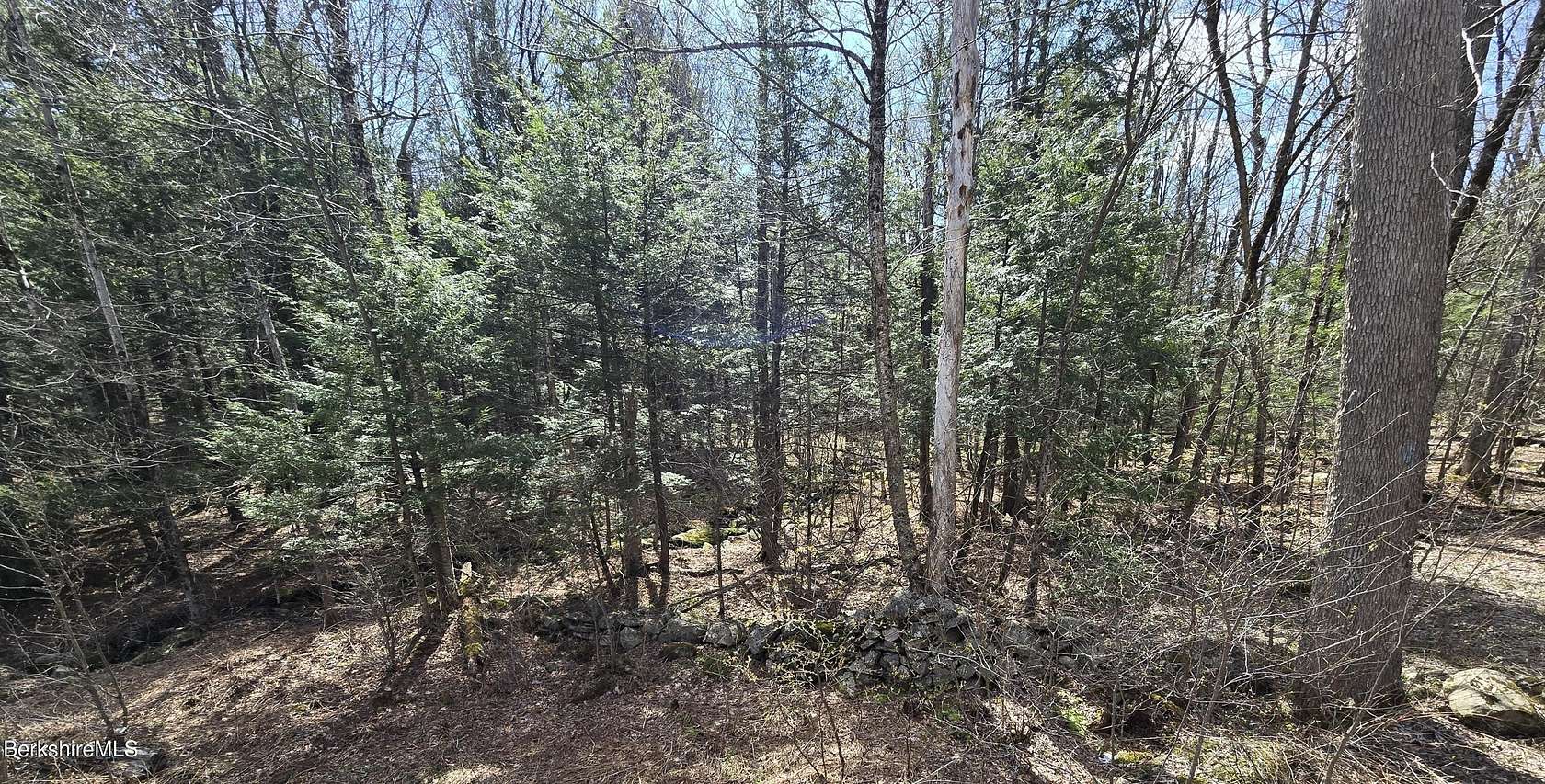 10.1 Acres of Land for Sale in Becket, Massachusetts