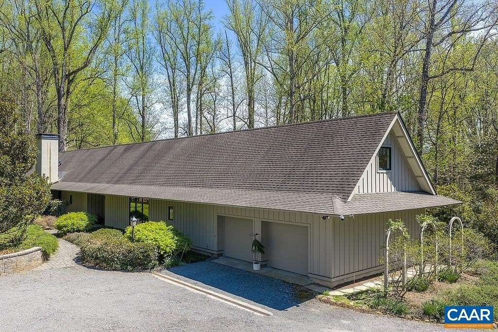 5 Acres of Land with Home for Sale in Charlottesville, Virginia
