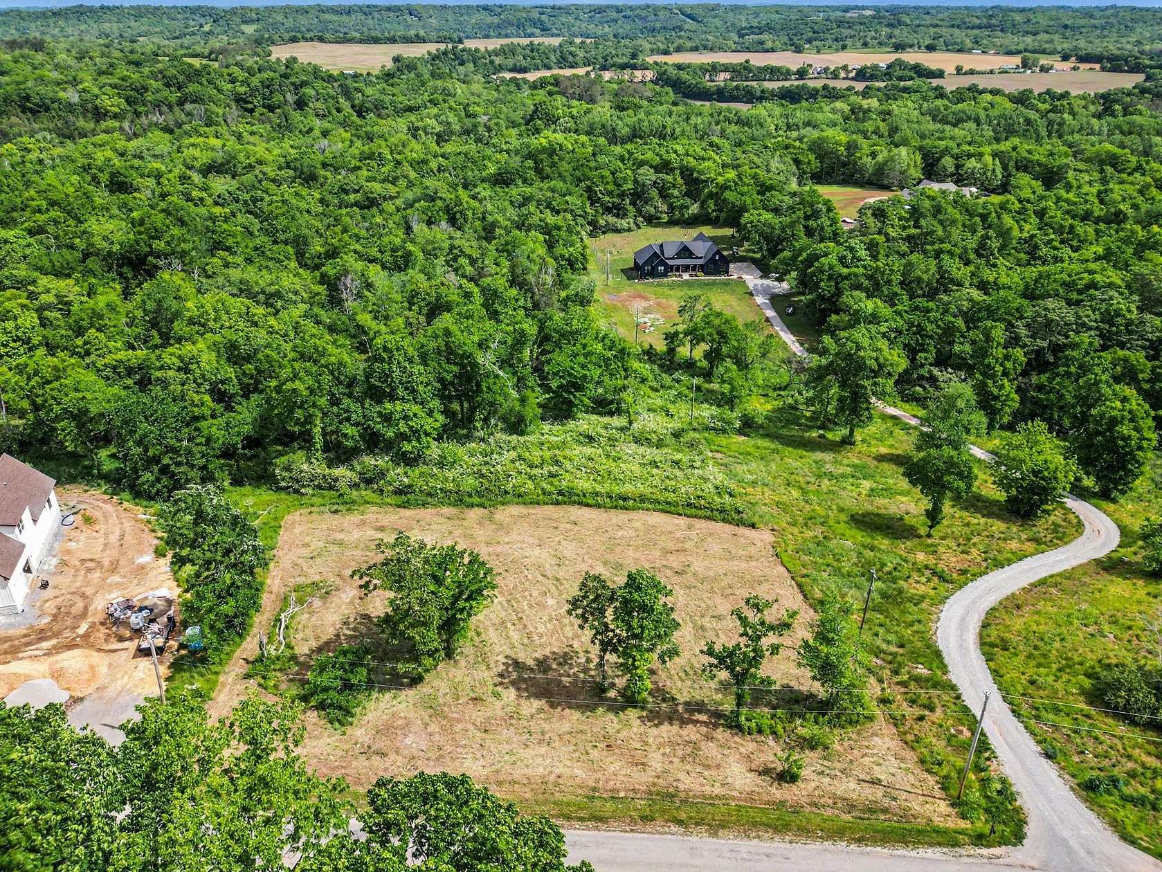 7.6 Acres of Residential Land for Sale in Columbia, Tennessee