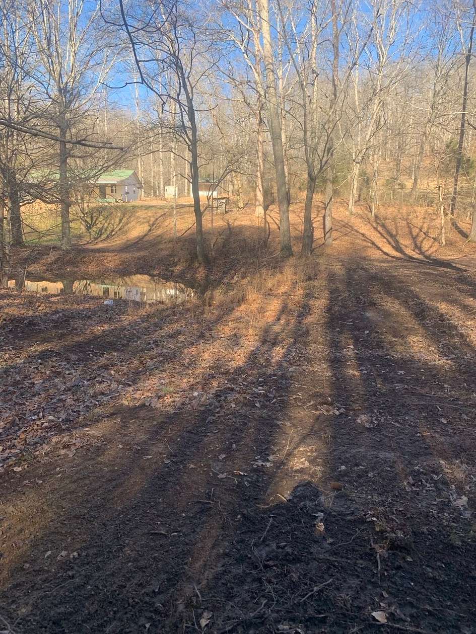 16.6 Acres of Land for Sale in Centerville, Tennessee