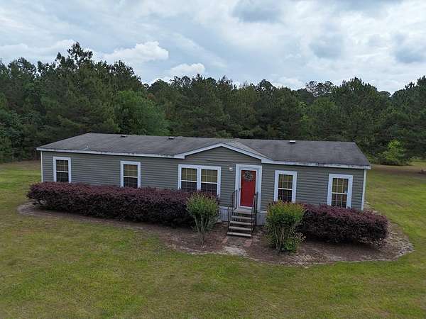 8 Acres of Land with Home for Sale in Pavo, Georgia