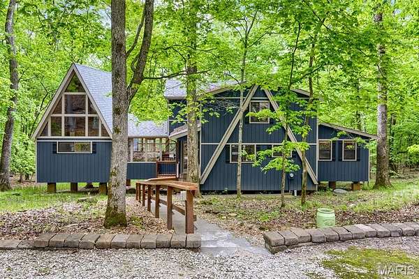 4 Acres of Land with Home for Sale in Innsbrook, Missouri
