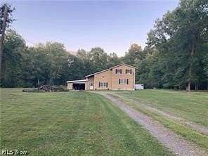 3.5 Acres of Land with Home for Sale in Warren, Ohio