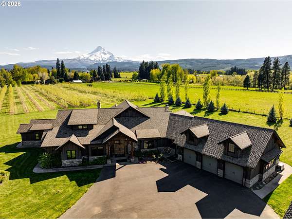 9.47 Acres of Land with Home for Sale in Parkdale, Oregon