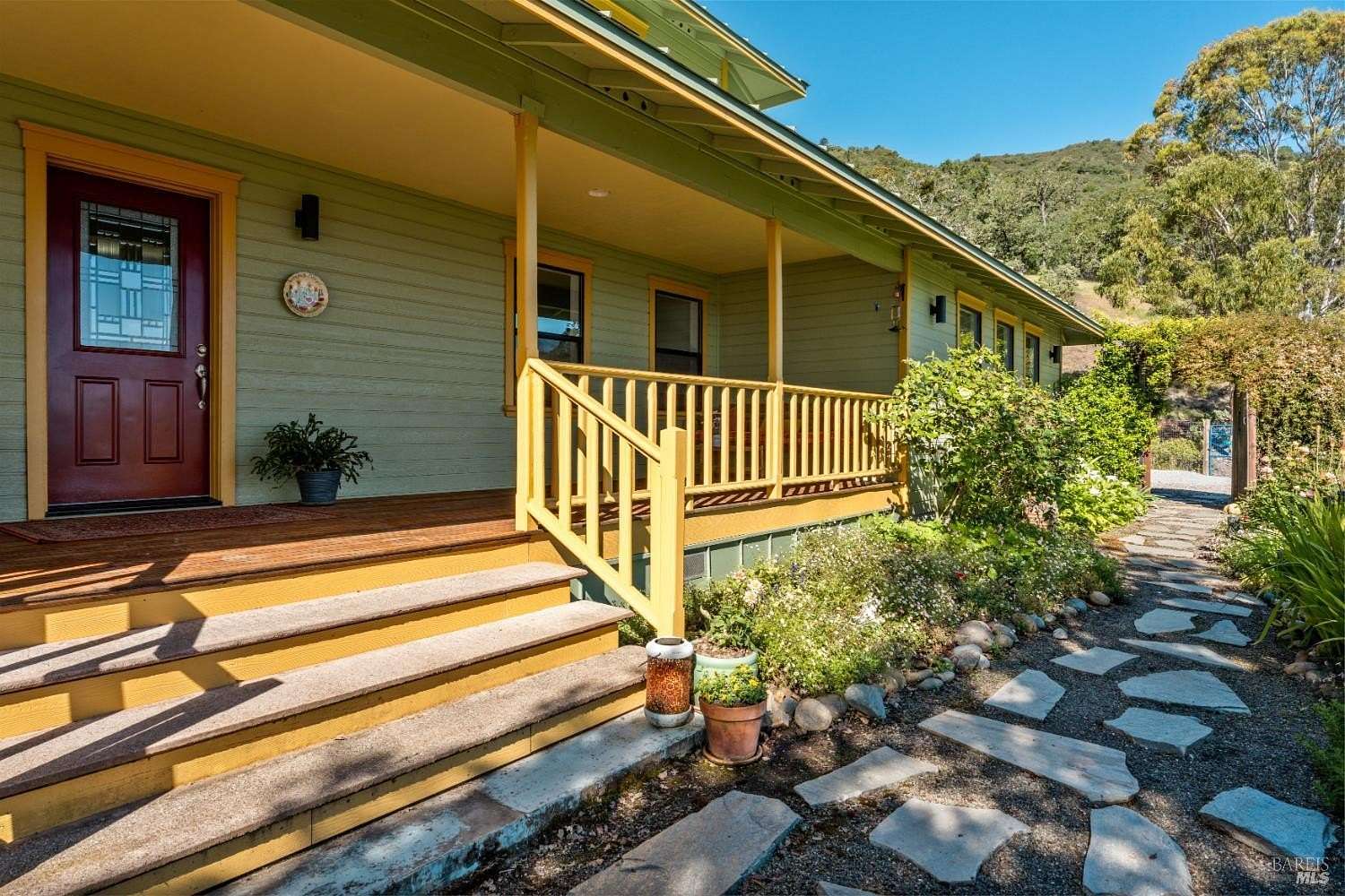 10 Acres of Land with Home for Sale in Ukiah, California
