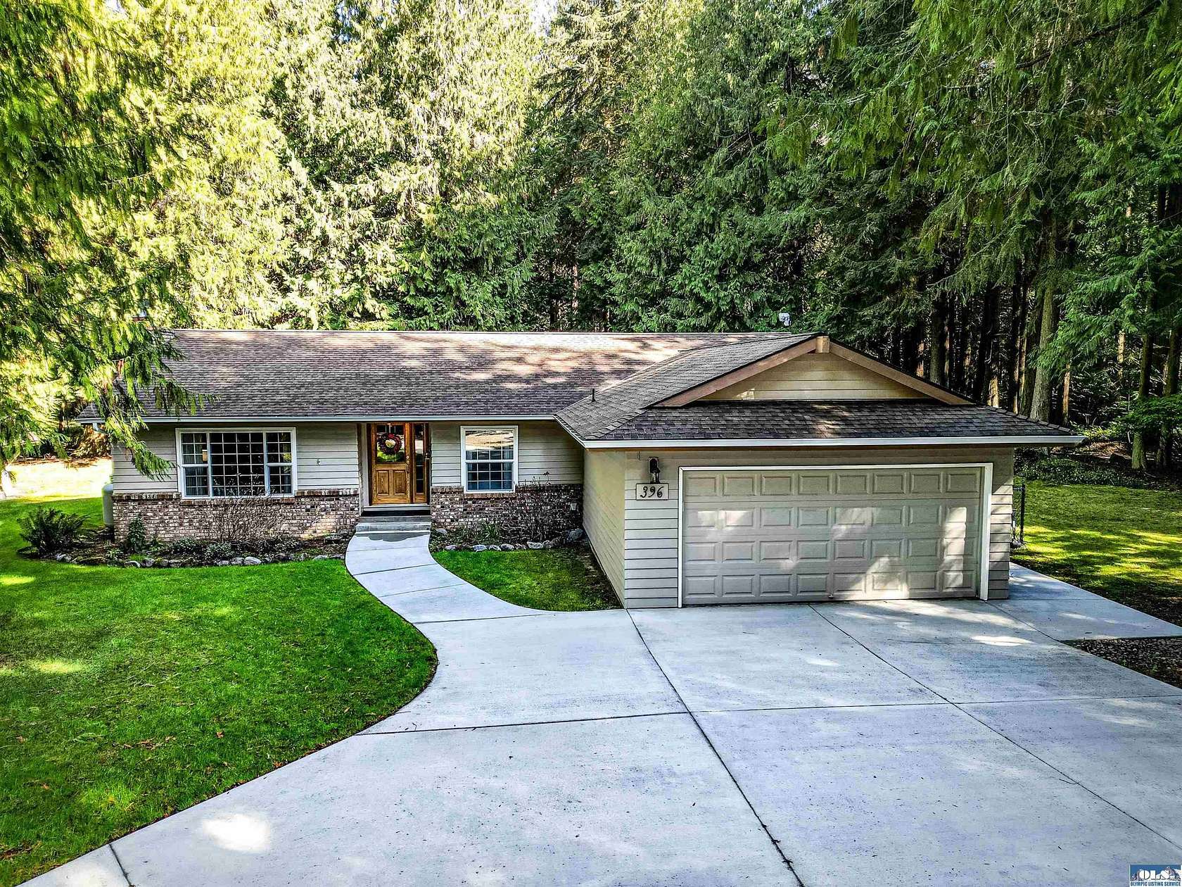 2.18 Acres of Land with Home for Sale in Port Angeles, Washington