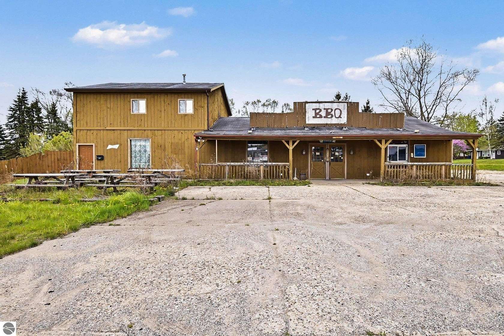 2 Acres of Improved Mixed-Use Land for Sale in Mount Pleasant, Michigan