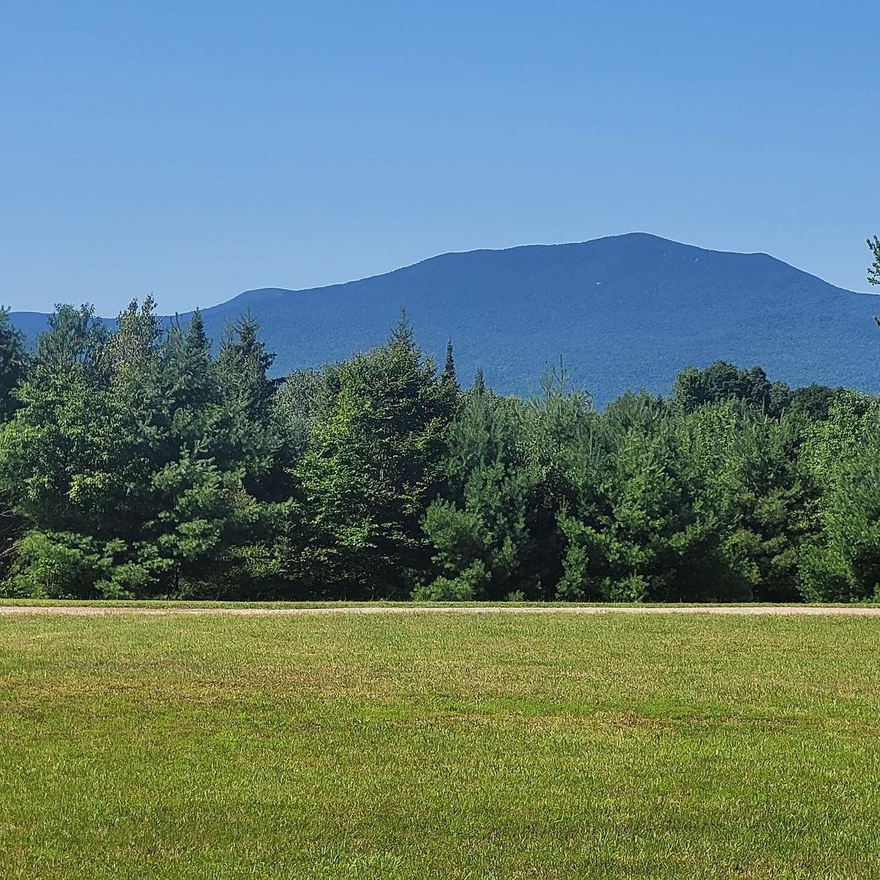 7.33 Acres of Residential Land for Sale in Hyde Park, Vermont