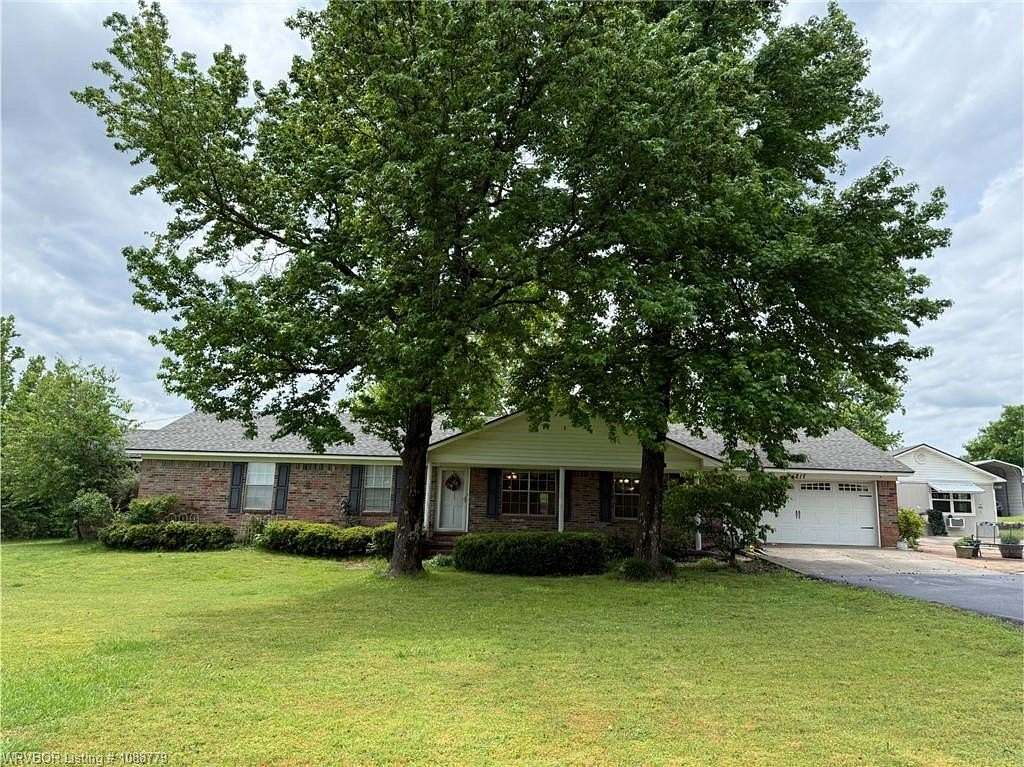 5 Acres of Land with Home for Auction in Greenwood, Arkansas