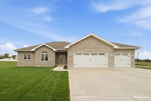 1.67 Acres of Land with Home for Sale in Yorkville, Illinois