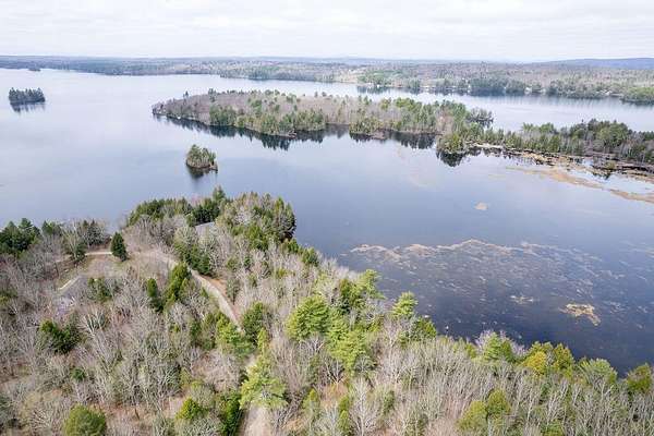 2 Acres of Residential Land for Sale in West Gardiner Town, Maine