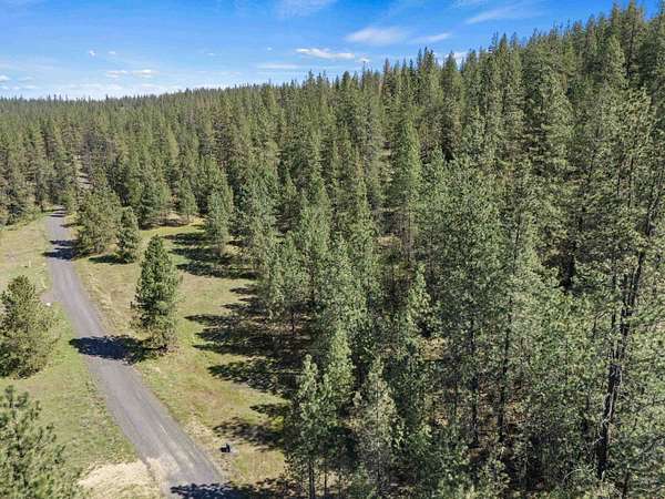 3 Acres of Residential Land for Sale in Nine Mile Falls, Washington