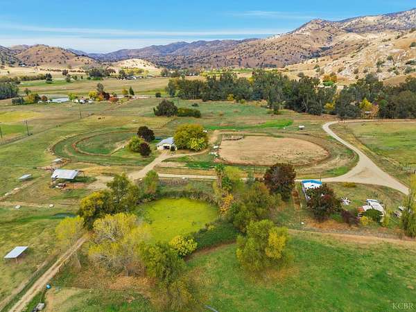 28 Acres of Land for Sale in Springville, California