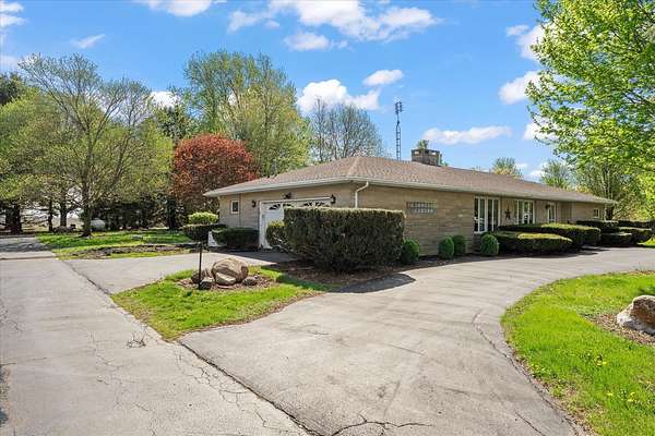 78.4 Acres of Agricultural Land with Home for Sale in Bellflower, Illinois