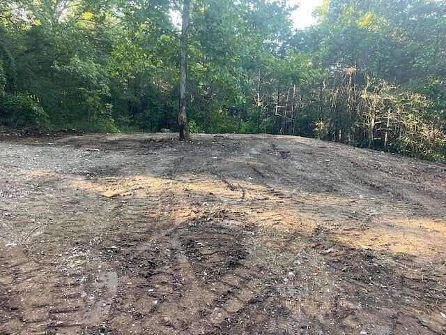 2.1 Acres of Land for Sale in Hollister, Missouri