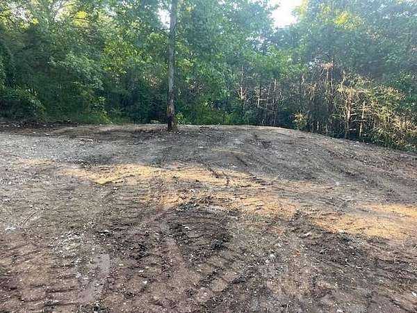 2.1 Acres of Land for Sale in Hollister, Missouri