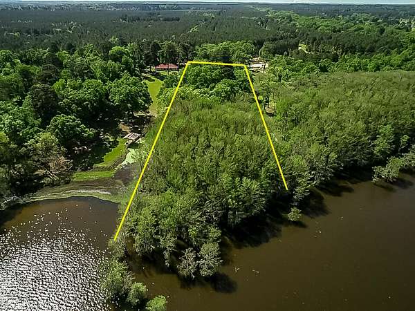 1 Acre of Land for Sale in Karnack, Texas