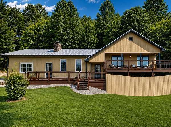 3 Acres of Land with Home for Sale in Hiawassee, Georgia