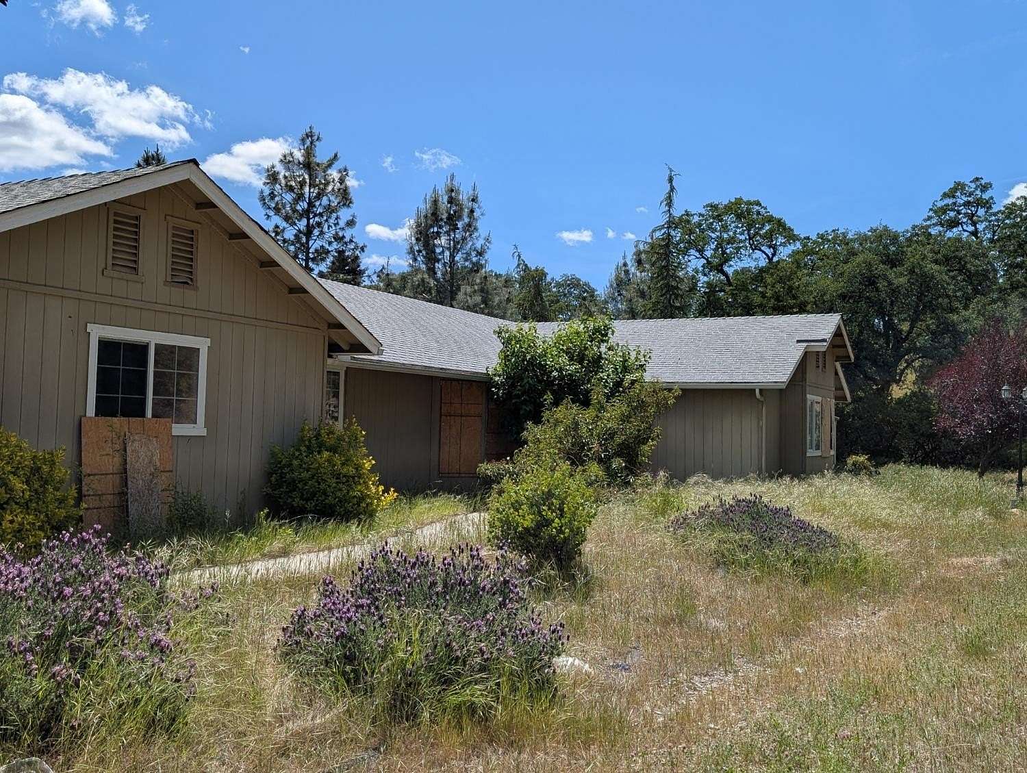 2.3 Acres of Land with Home for Sale in Oakhurst, California