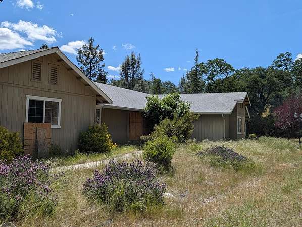 2.3 Acres of Land with Home for Sale in Oakhurst, California