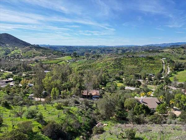 4.84 Acres of Land with Home for Sale in Fallbrook, California