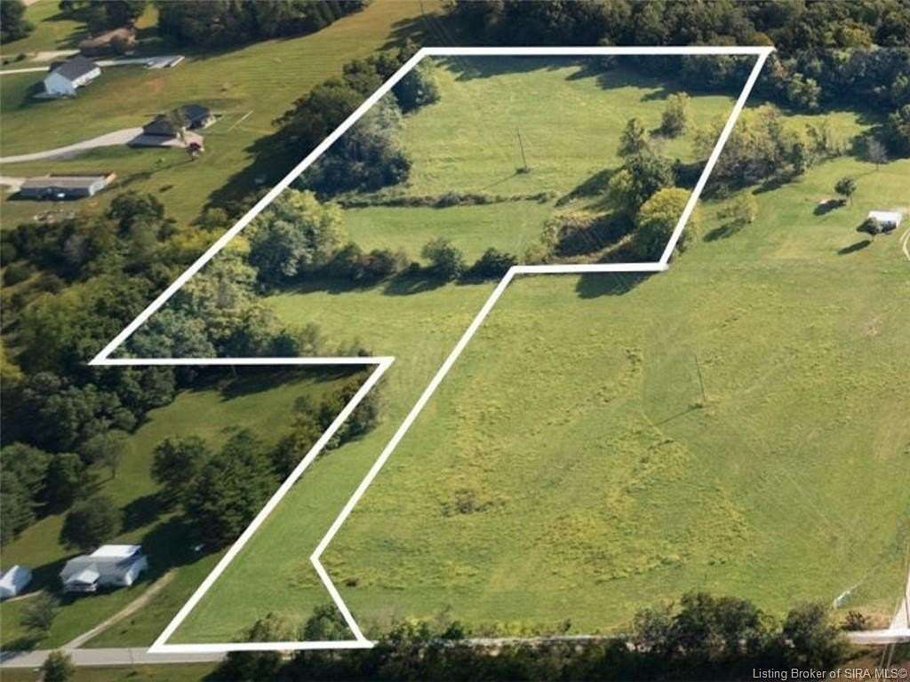 9 Acres of Residential Land for Auction in Corydon, Indiana