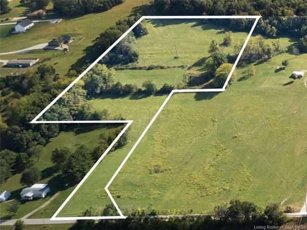 9 Acres of Residential Land for Auction in Corydon, Indiana